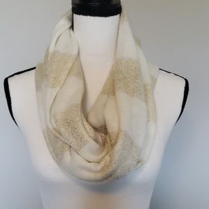 Express infinity scarf